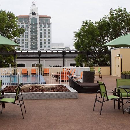Courtyard Miami Coral Gables Hotell Eksteriør bilde