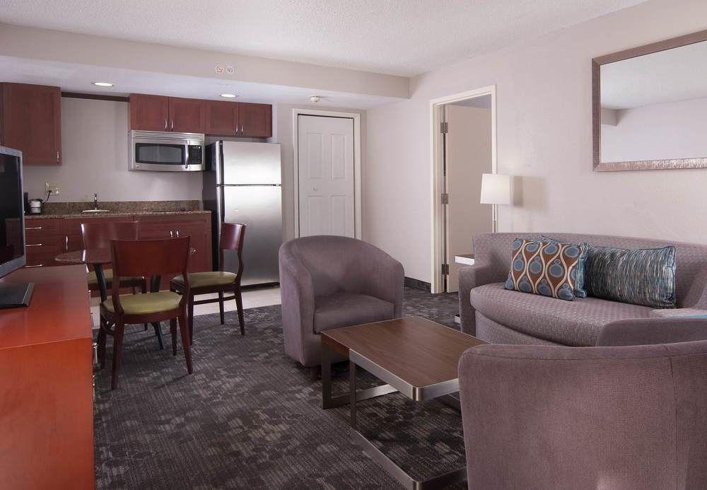 Courtyard Miami Coral Gables Hotell Eksteriør bilde