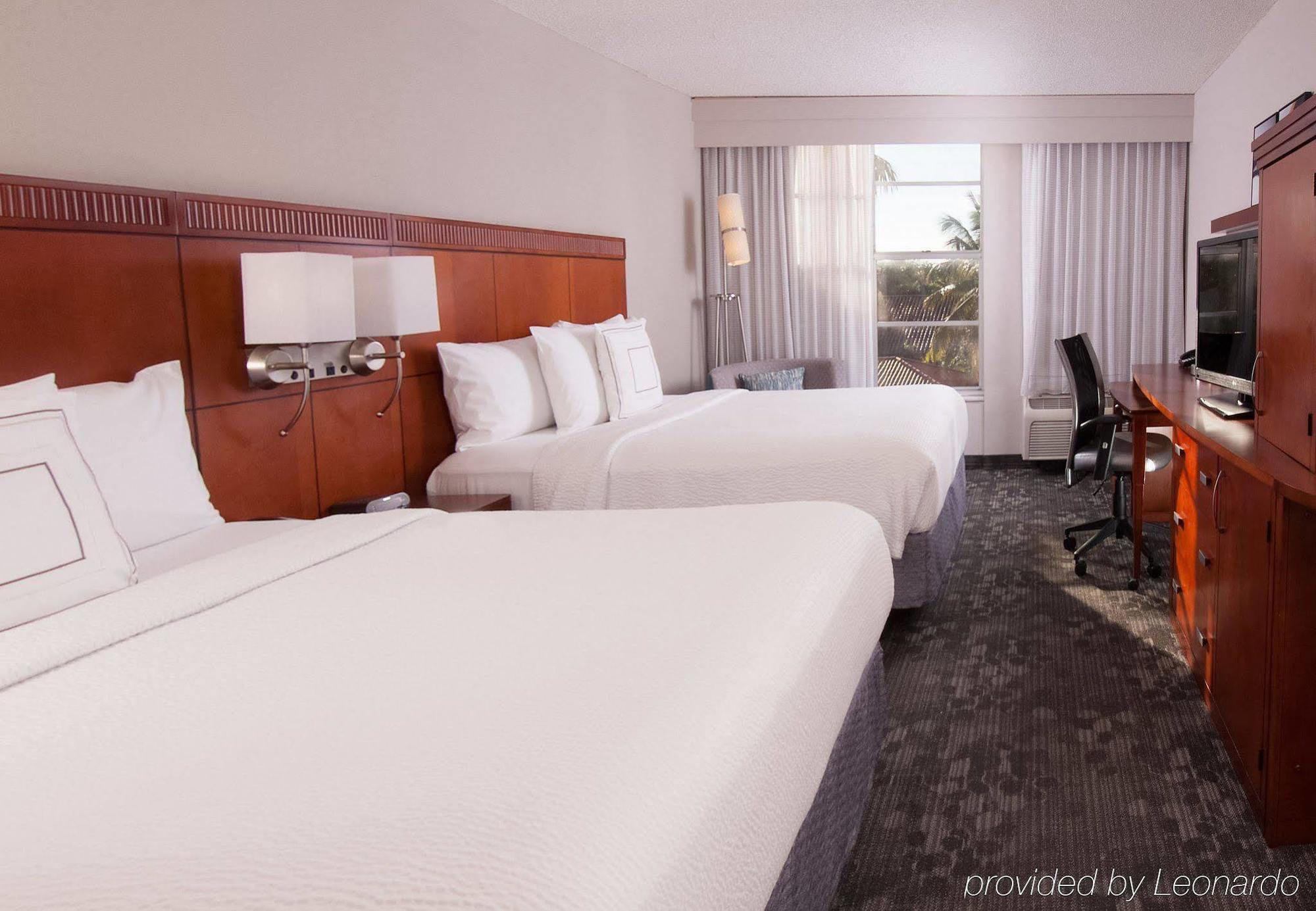 Courtyard Miami Coral Gables Hotell Eksteriør bilde