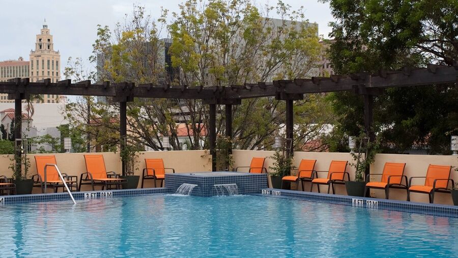 Courtyard Miami Coral Gables Hotell Eksteriør bilde